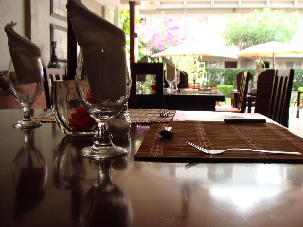 Hotel Liberia Ngoại thất bức ảnh